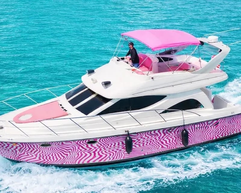 46' Yacht Charter on Biscayne Bay, Miami