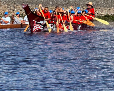 Paddle a Cedar Canoe on a Guided Tour in Victoria