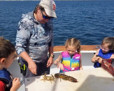 Private Maine Lobstering & Scenic Cruise on a 27' Boat