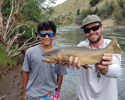 Full-Day Walk-Wade Fishing Trip in Gardiner
