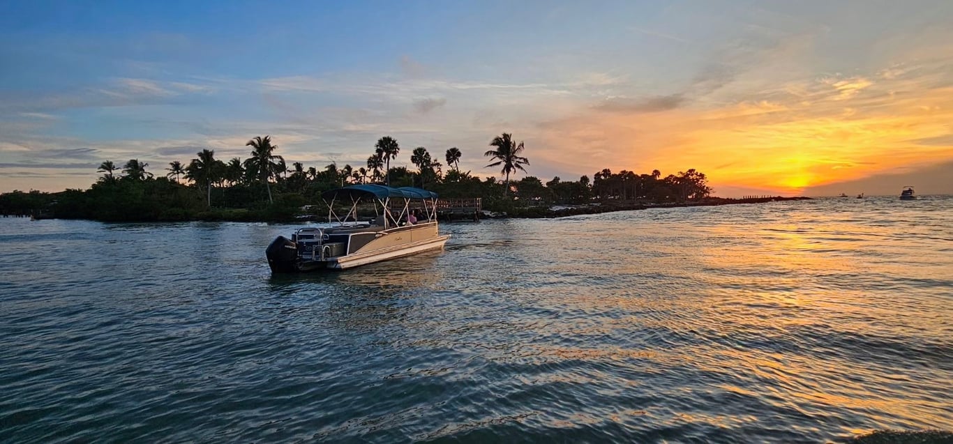 Private Pontoon to Keewaydin Beach with Gear