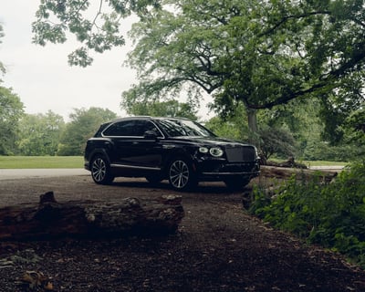 Chicago Bentley Bentayga Hybrid Rental