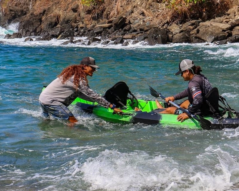 Kayak & Snorkel Tour to Biesanz Beach in Manuel Antonio