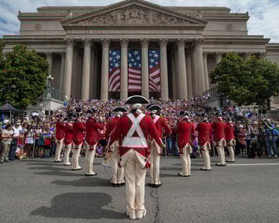 National Archives Skip the Line Small Group Tour