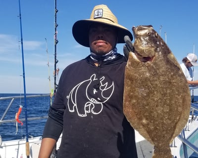 Full-Day Flounder Fishing Tour in Virginia Beach