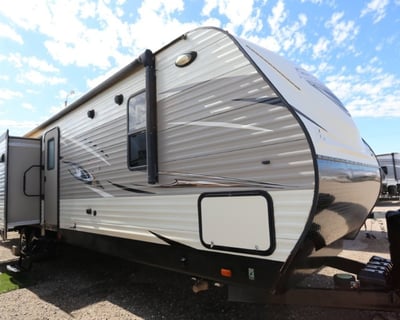 Lake Havasu City 2-Bedroom Travel Trailer Rental