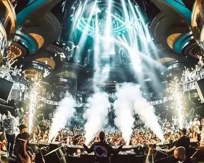 Las Vegas Club Crawl With Party Bus