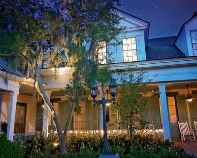 Evening Ghost Tour at The Myrtles Plantation