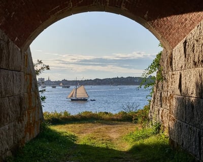 2-Hour Guided Fort Scammel Tour on House Island