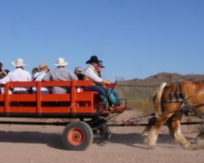Evening Root Beer Wagon Ride in Grand Canyon Village