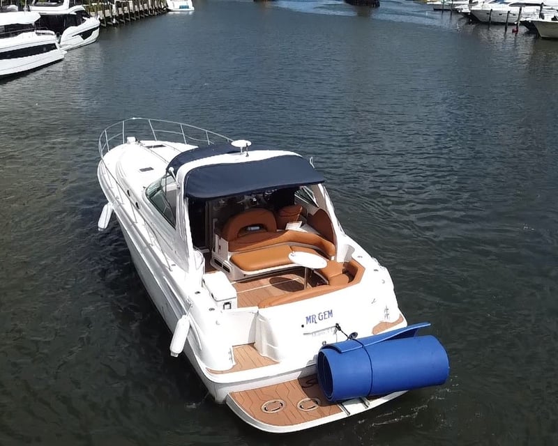 45' Yacht Charter in Miami
