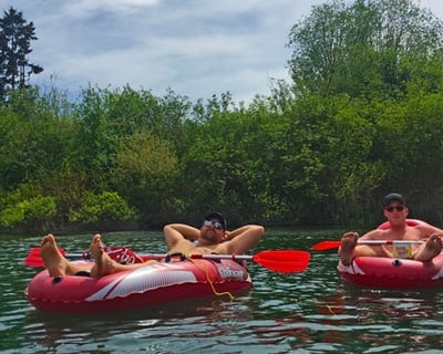 6.5-Mile Tube Tracker Rental on Yadkin River