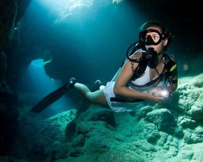 Kailua-Kona Buoyancy Diving Specialty Course