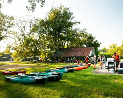 Self-Guided Canoe & Kayak Rental in North Aurora