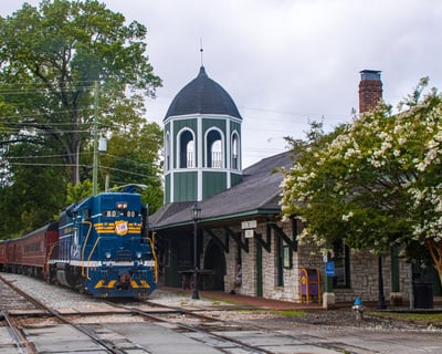 Ride a 6-Hour Train Excursion From Chattanooga