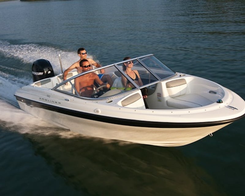 Sturgeon Bay 19' Speedboat Rental