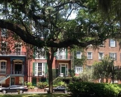 Savannah Midnight In The Garden Of Good & Evil Walking Tour