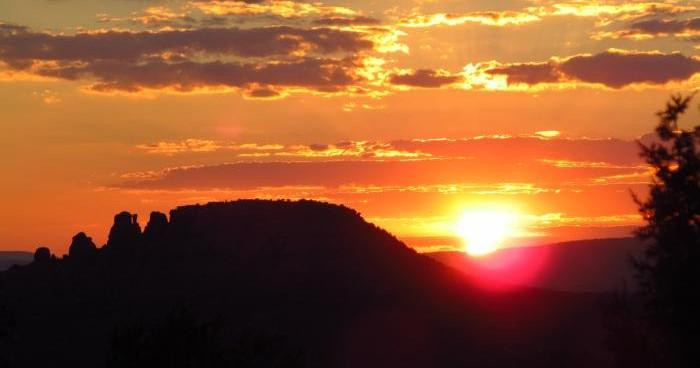 Sedona Sunset Hike: Meditation at Red Rocks