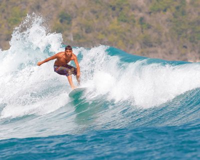 9'-10' Surfboard Rental in Hanalei