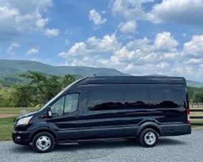 5-Hour Charlottesville Wine & Brewery Tour