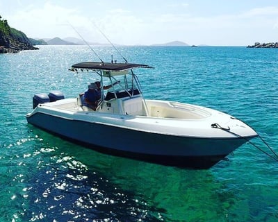 Private 27' Boat Charter in St. Thomas