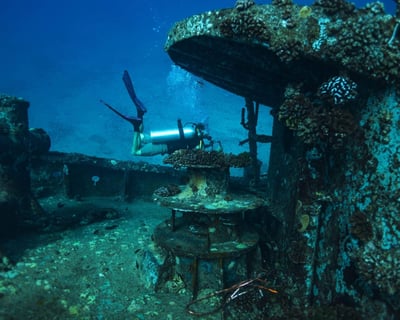 Honolulu Night Scuba Dive