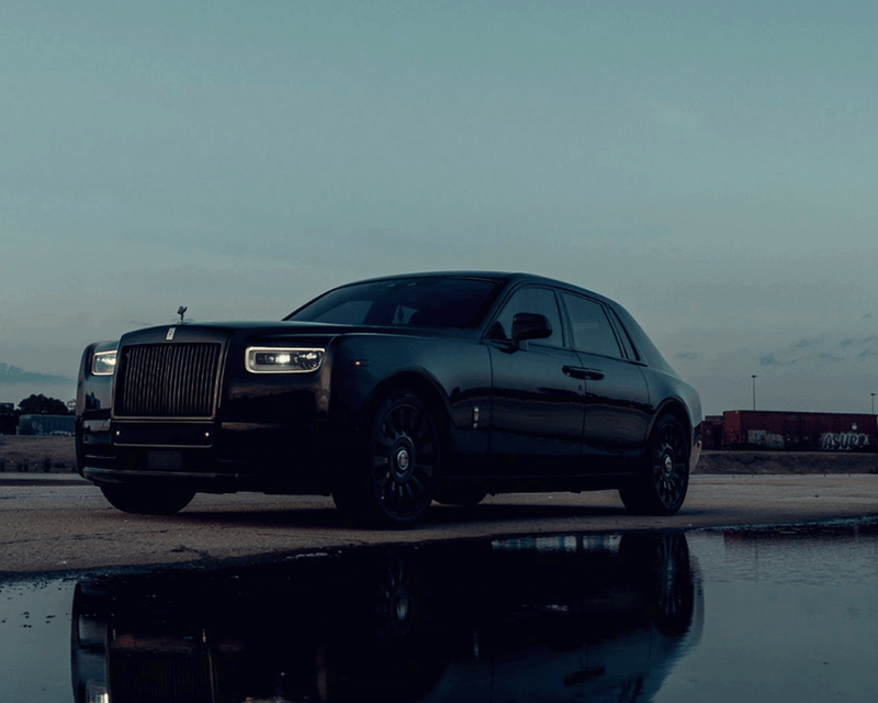 Rolls-Royce Phantom Luxury Car Rental in Chicago