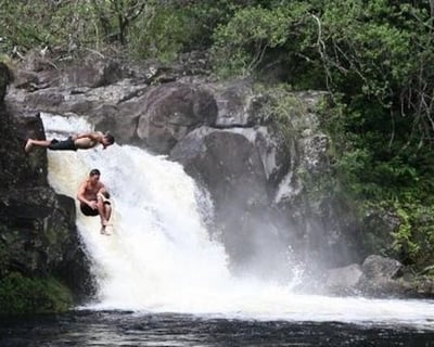 Private Waterfall Swim at Umauma Falls