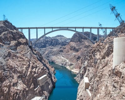 Hoover Dam Guided Walking Tour & Boulder City Drive