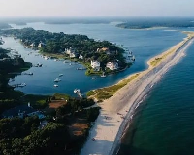 1-Hour Kayak & Paddleboard Rental in Mashpee