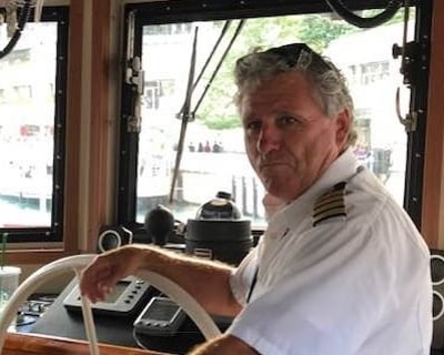 3-Hour Chicago Captain-for-Hire Charter