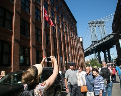 Brooklyn Bridge & DUMBO Guided Walking Tour in NYC