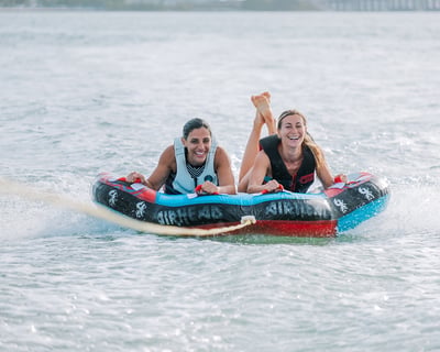 Miami Private Sightseeing Cruise & Tubing