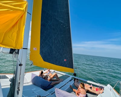 Afternoon Sailing Cruise in Manteo