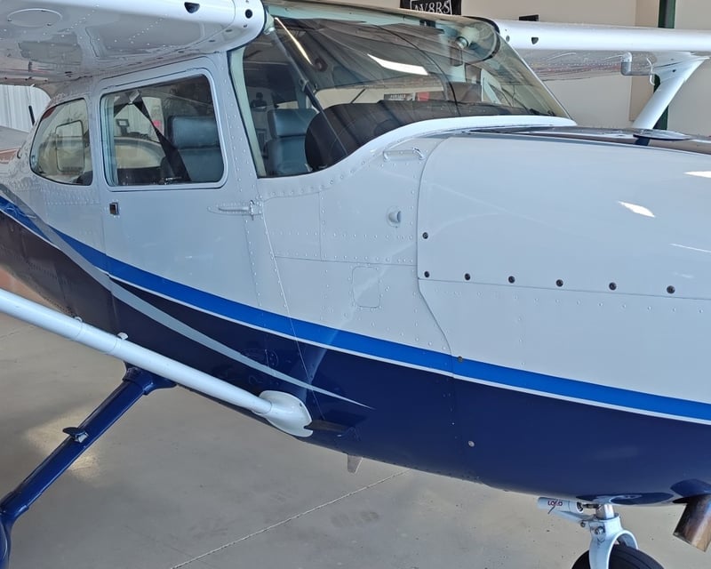 Cessna 172N Introductory Flight Lesson in Long Beach