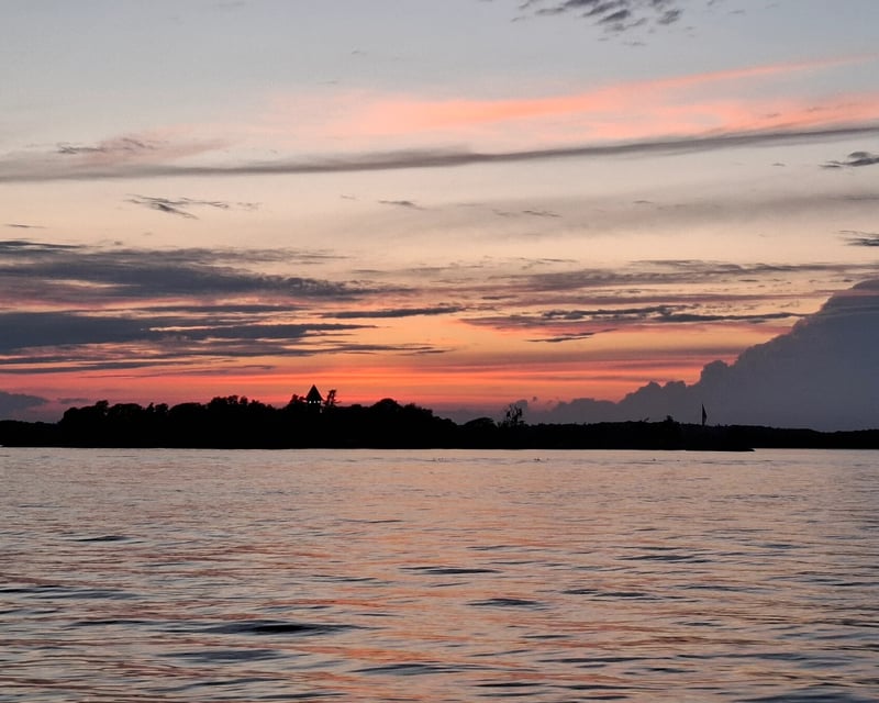 1000 Islands Fall Foliage Sunset Cruise from Clayton