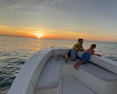 4-Hour Lobstering Charter in Marathon