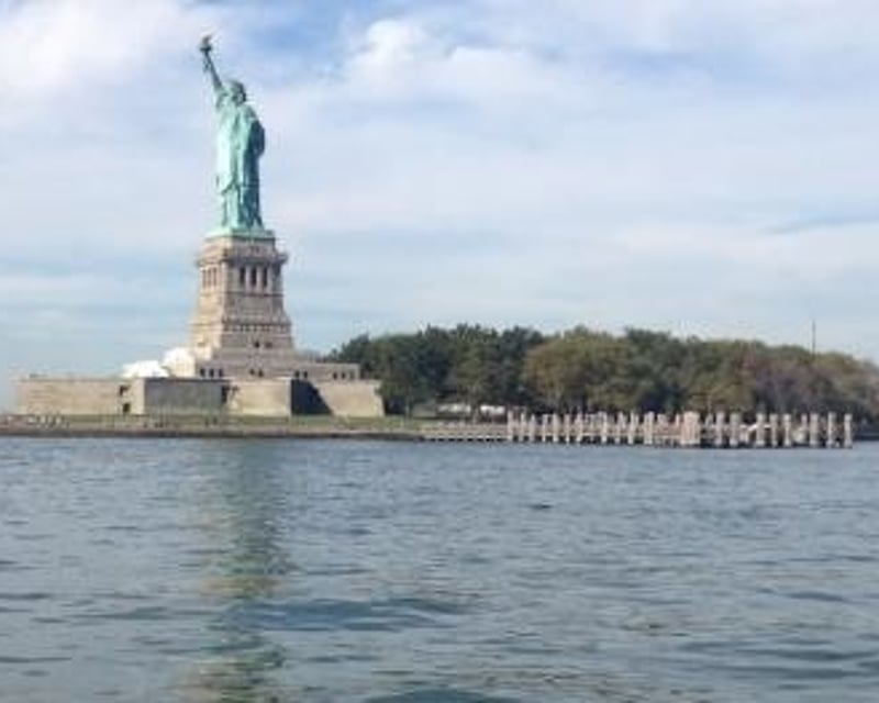 Private Statue of Liberty & Ellis Island Tour in NYC