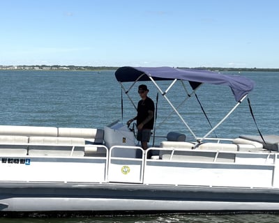 24' Fishing & Cruising Pontoon Rental in Ocean City