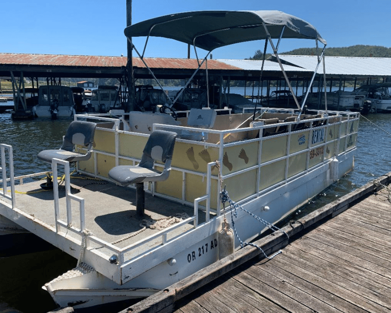 23' Steel Pontoon Boat Rental in Lakeside, OR