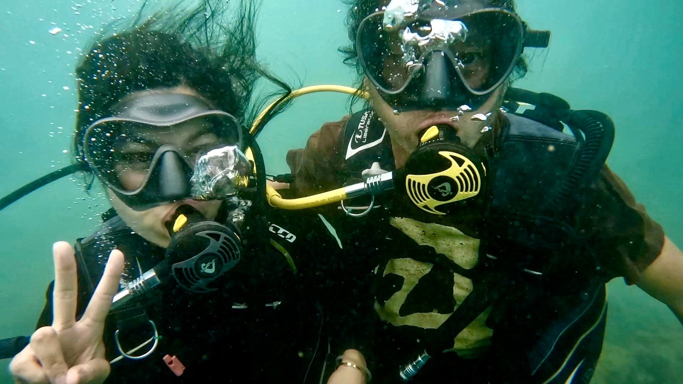 Scuba Diving Lesson & Reef Tour in Panama City