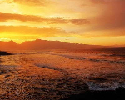 Cruise Kawaihae at Sunset on a Private Charter