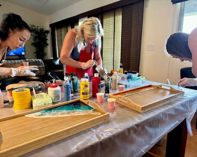 Create an Epoxy Resin Tray Table or Lazy Susan in Paia