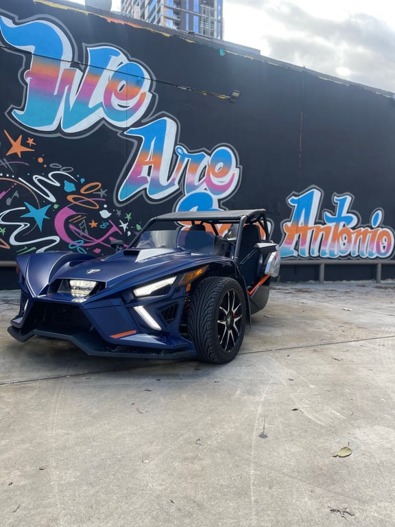 Unlimited Mile Slingshot Rental in San Antonio