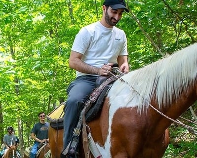 1-Hour Guided Horseback Ride in Fort Valley