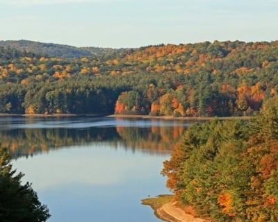 Private Fall Foliage Pontoon Cruise in New Milford