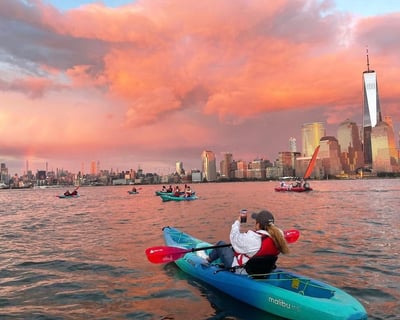 Sunset Kayak Tour in Jersey City