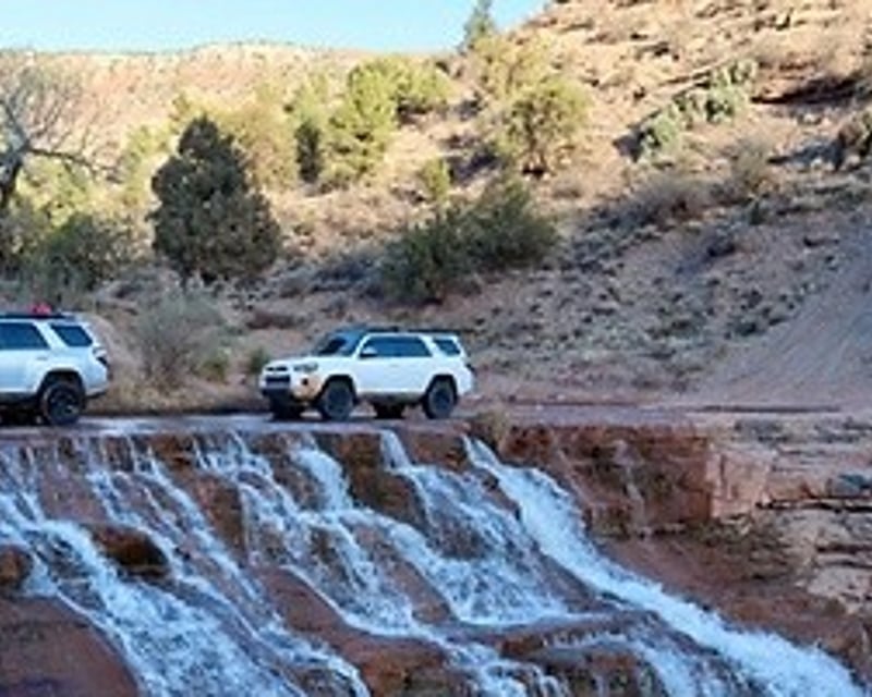 Guided Toquerville Falls Off-Road Tour in Your Own Vehicle
