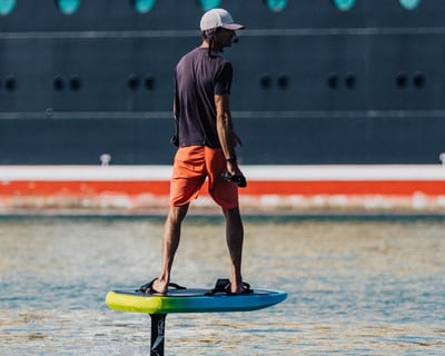 1-Hour eFoil Lesson in San Juan
