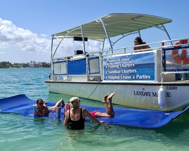 Private Sandbar & Tiki Bar Boat Cruise in Sarasota